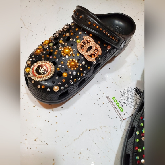 Custom Crocs - Picture 4 of 5